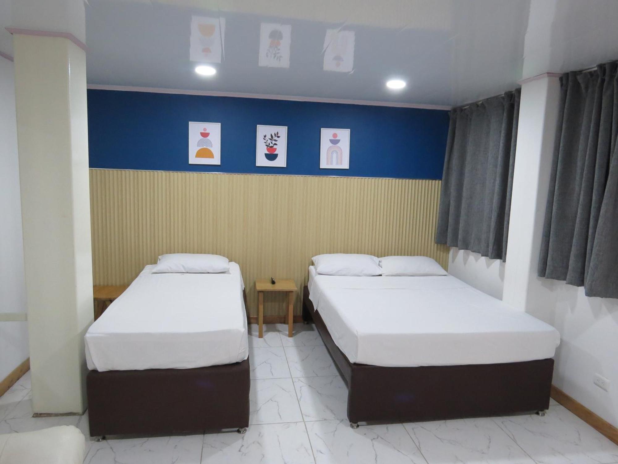 Hotel A & A Santa Alejandria Medellín Esterno foto