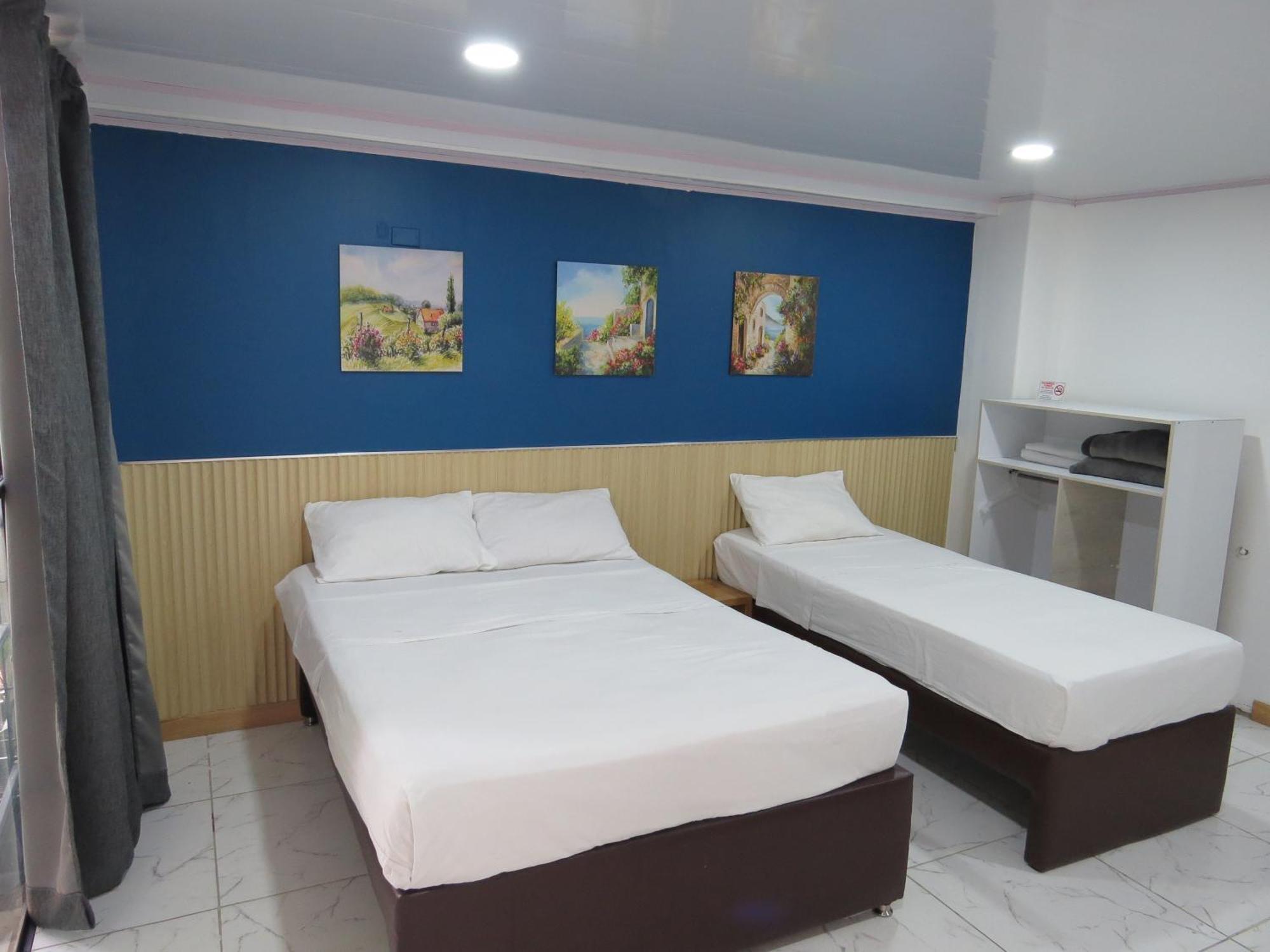 Hotel A & A Santa Alejandria Medellín Esterno foto
